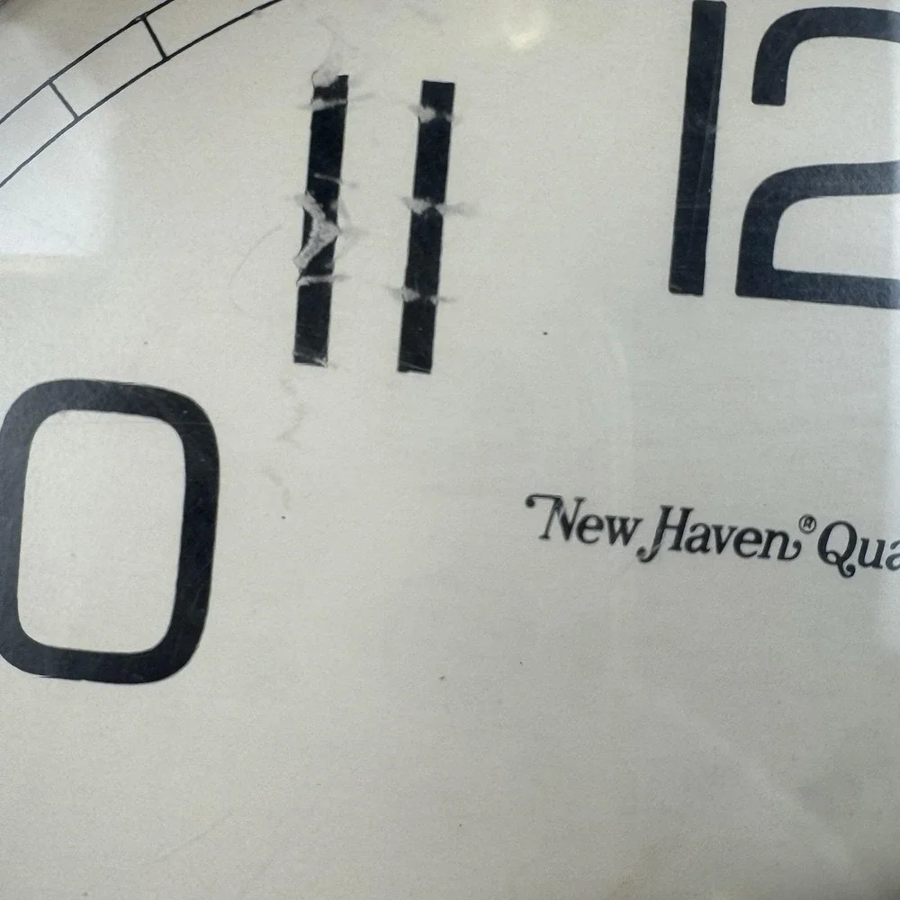 Vtg 1980 New Haven Quartz Wall Clock Faux Wood Frame Boho‎ Farmhouse